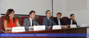 Con el Decano de la Facultad de Derecho, el Secretario del Ministro de Justicia, el Presidente de AMEFA Andalucía y el Director del Congreso